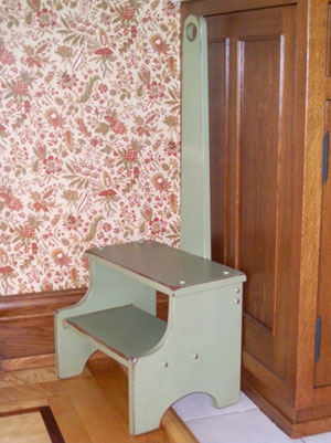 Shaker step stoll and pouting chair